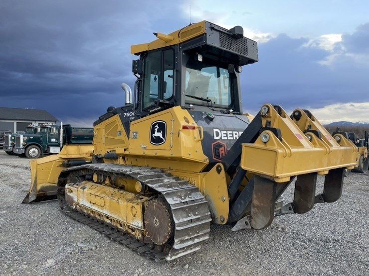 2022-deere-750l-image-3