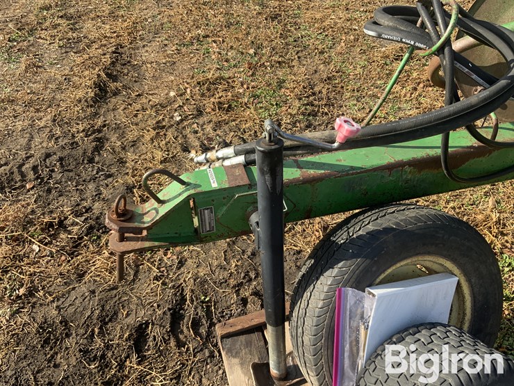 john-deere-700-image-9