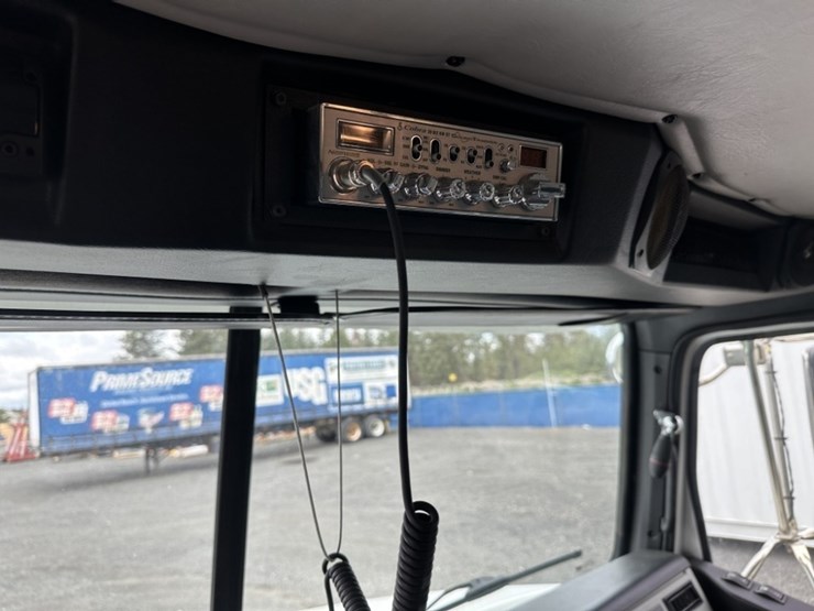 john-deere-1044-image-54