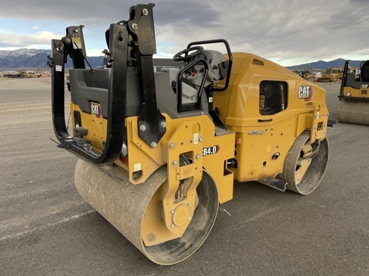 caterpillar-cb4.0-image-5