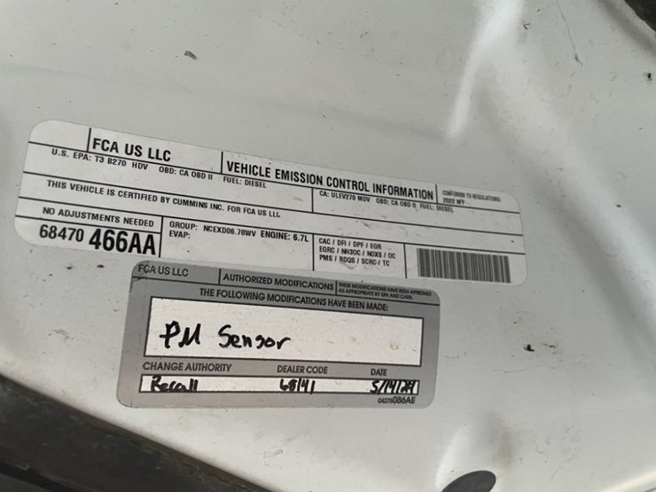 2022-dodge-3500-image-12