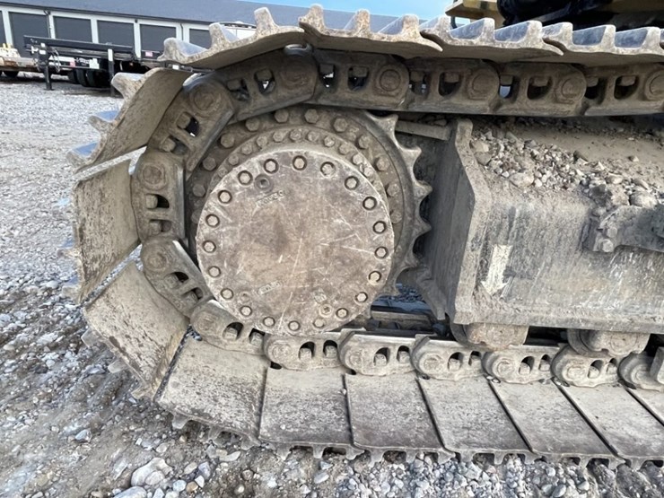 2022-deere-350-p-tier-image-17