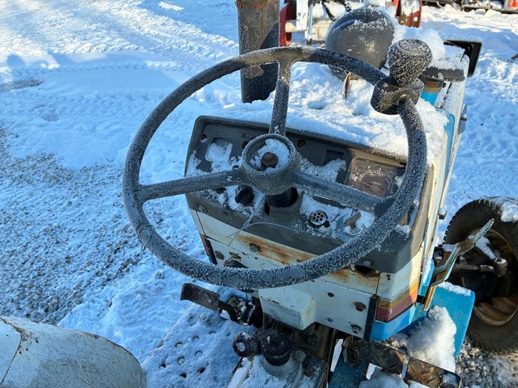 mitsubishi-mt250d-image-22