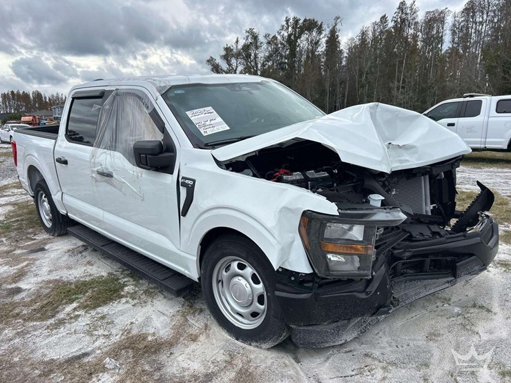 2023-ford-f150-image-2