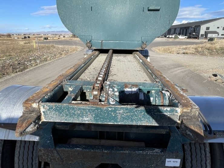 1998-peterbilt-379-image-69