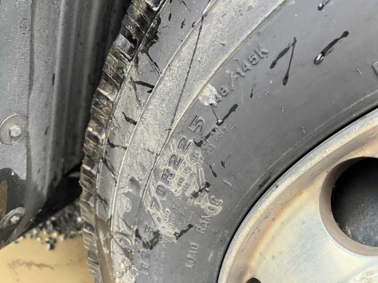 2009-new-flyer-40'-transit-bus-image-10