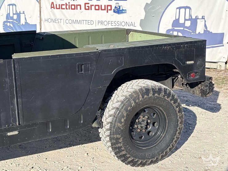 1992-am-general-m998-image-10