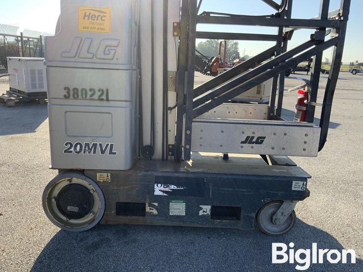 2018-jlg-mlv20-electric-self-propelled-vertical-manlift-image-12