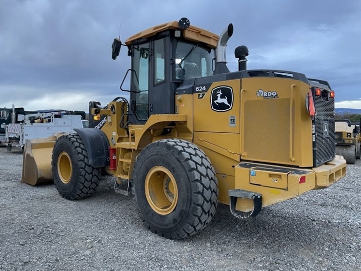 deere-624p-image-3