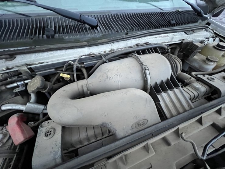 2008-ford-e350-image-13