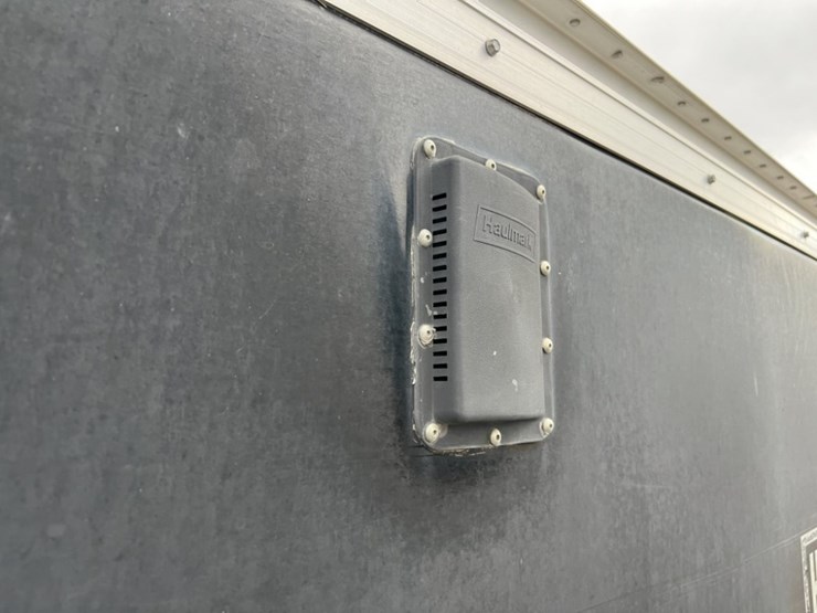 2005-haulmark-t/a-cargo-trailer-image-10