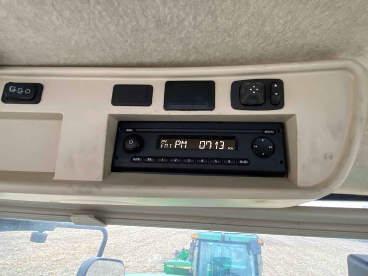 john-deere-8245r-image-59