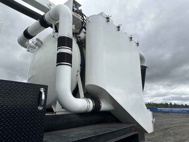 john-deere-1044-image-24