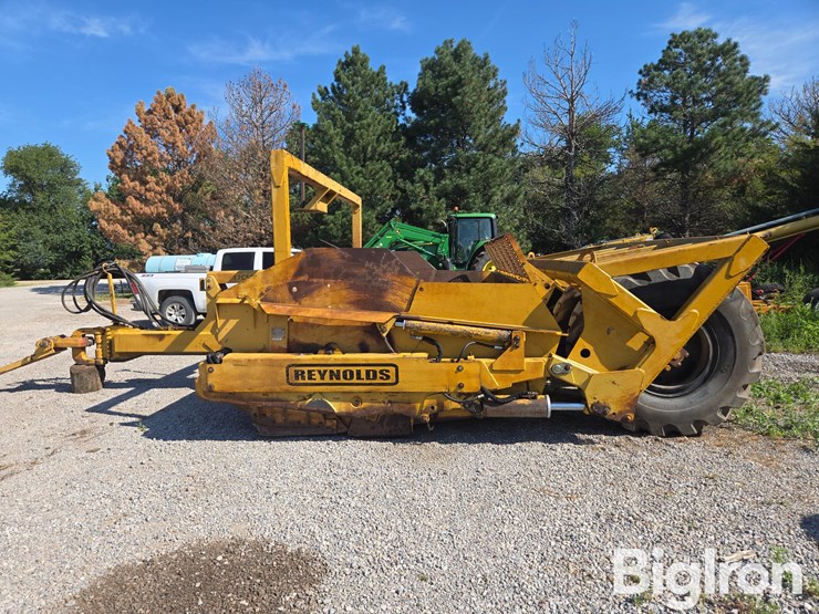 reynolds-17cs12-image-8