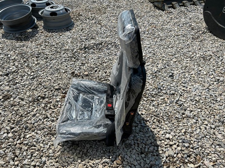 equipment-seat-image-2