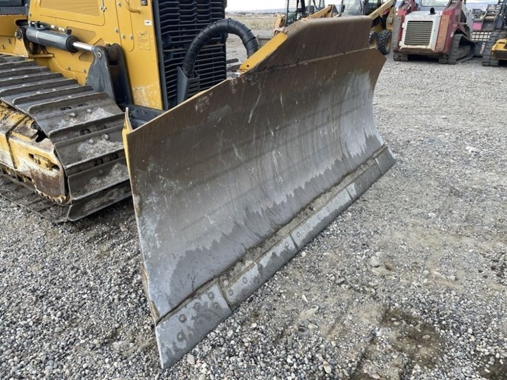 2022-deere-750l-image-10