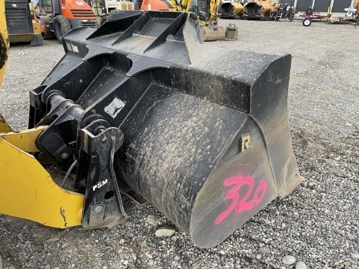 komatsu-wa320-8-image-10