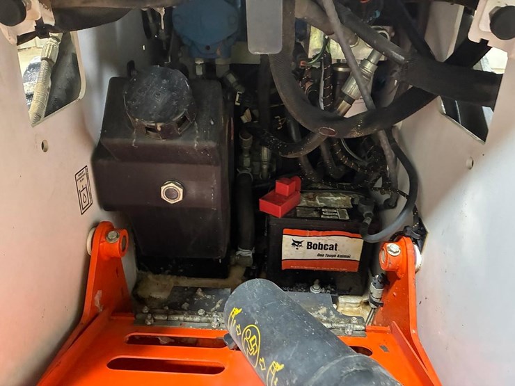 bobcat-mt85-image-21