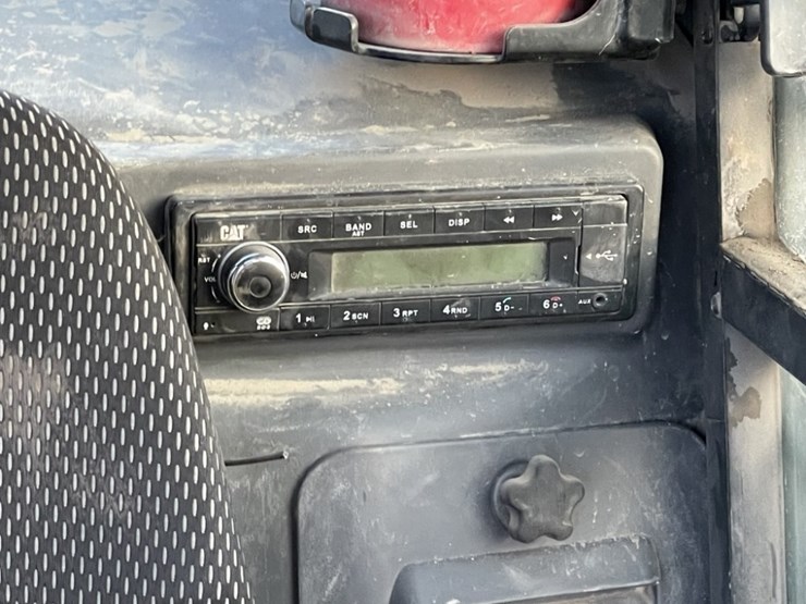 caterpillar-299d3-image-32