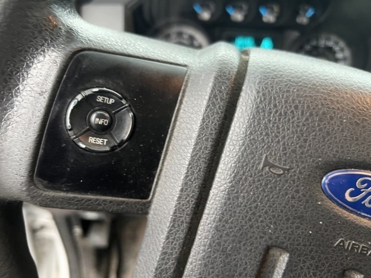 2015-ford-f350-image-29