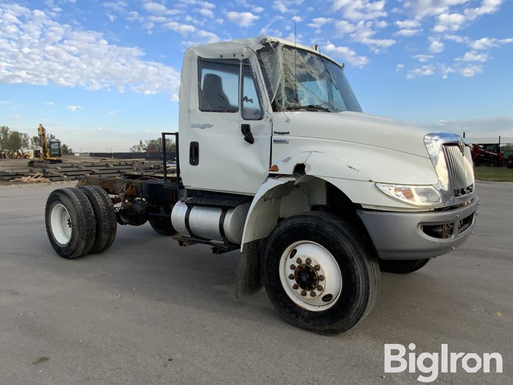 international-durastar-4300-image-3