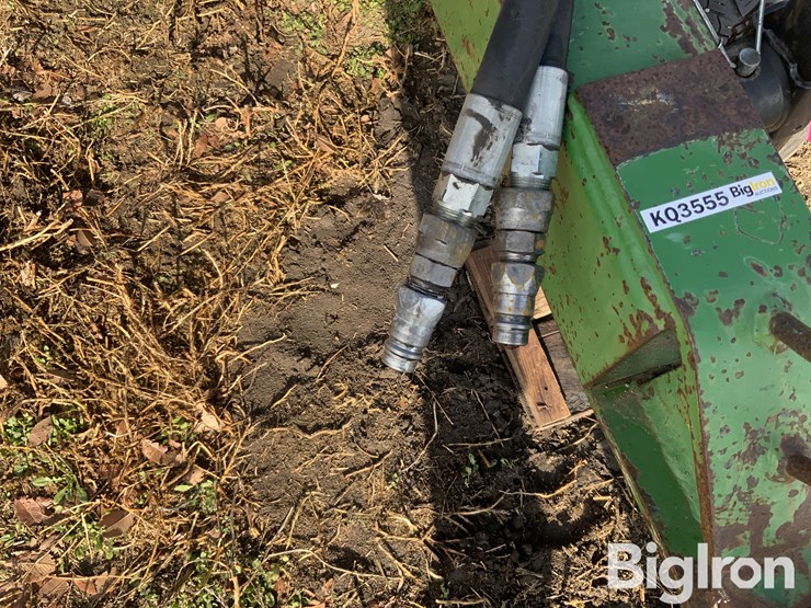 john-deere-700-image-13