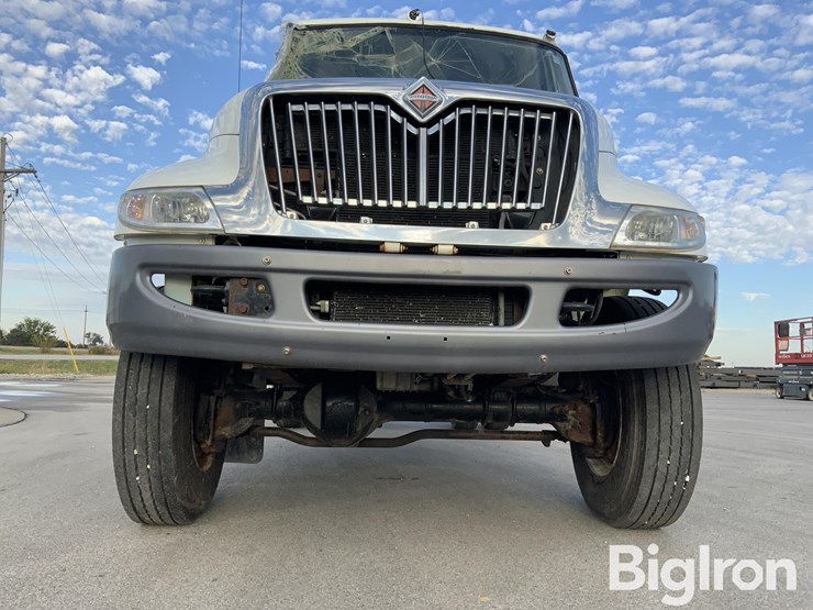 international-durastar-4300-image-9