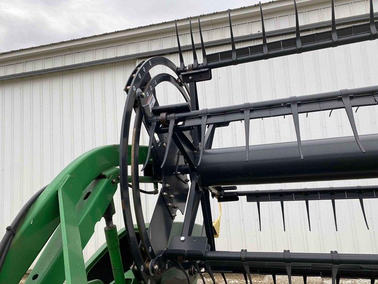 john-deere-630f-image-12