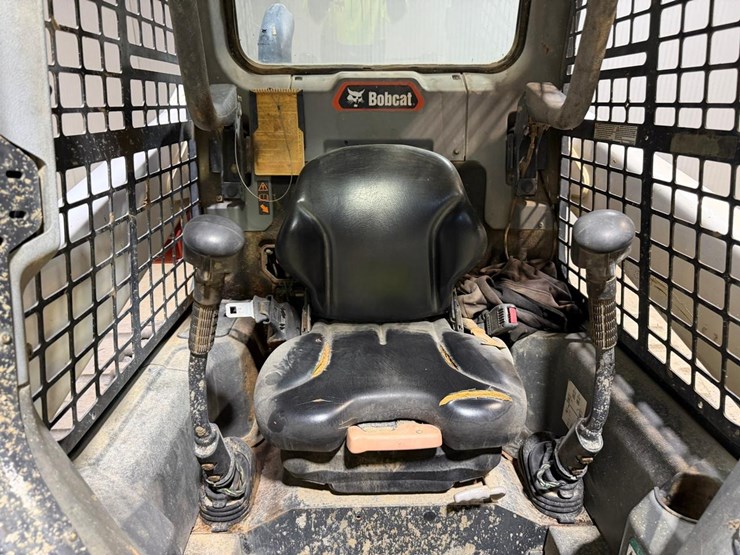 2022-bobcat-t62-image-21