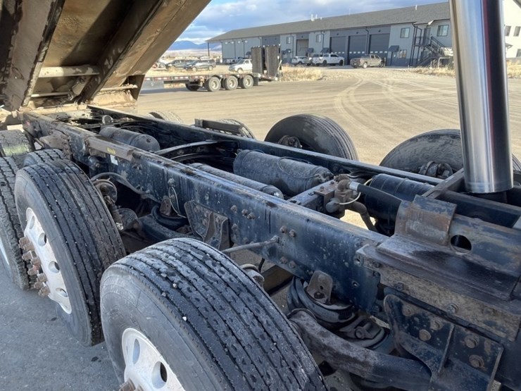 2014-western-star-4700sb-image-24