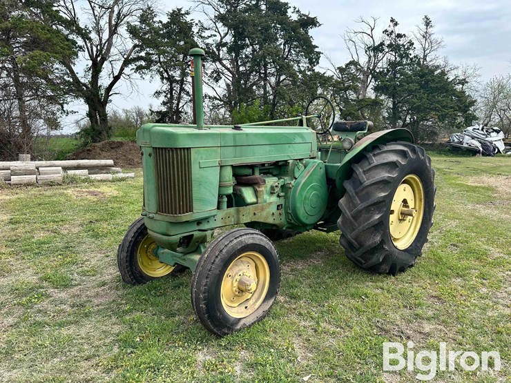 john-deere-70-image-1