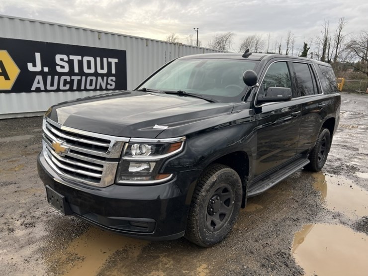2020-chevrolet-tahoe-image-1