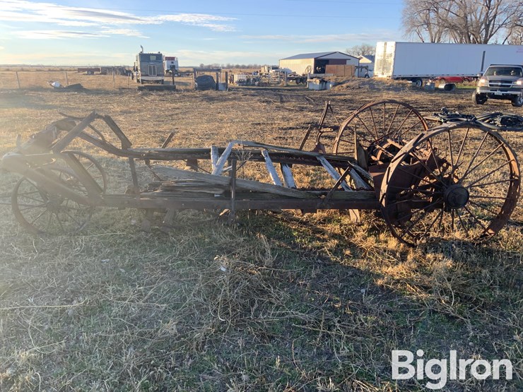 john-deere-10-image-9