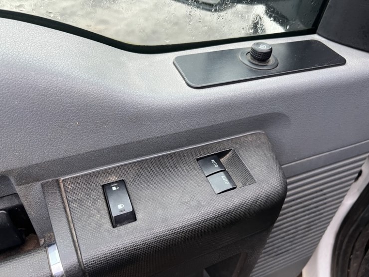 2016-ford-f250-image-24