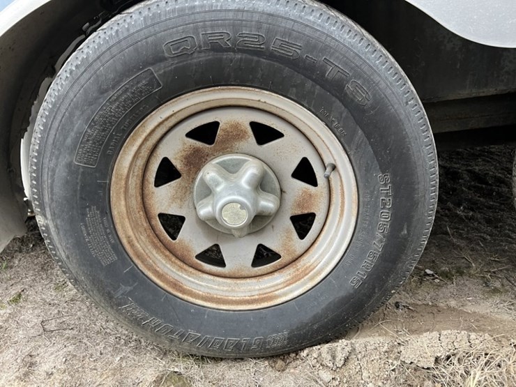 2005-haulmark-t/a-cargo-trailer-image-19