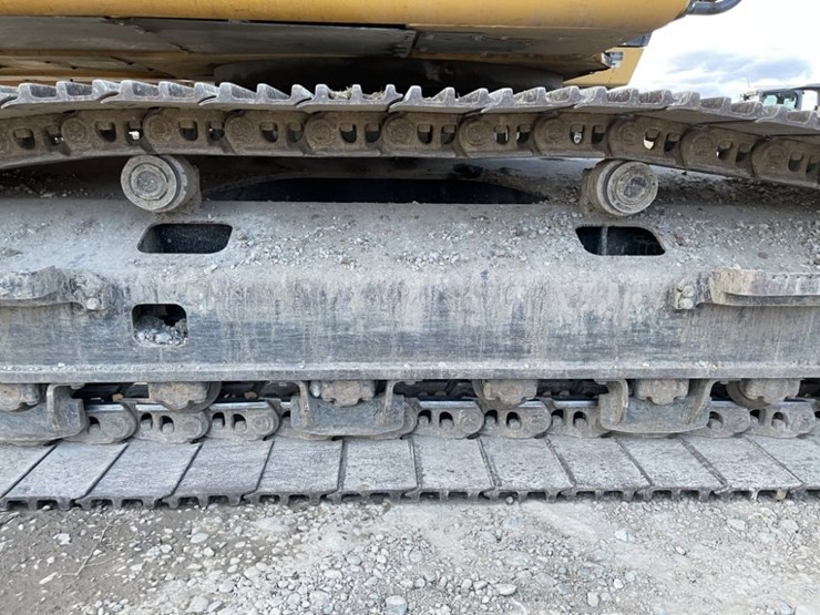 2022-deere-350-p-tier-image-23