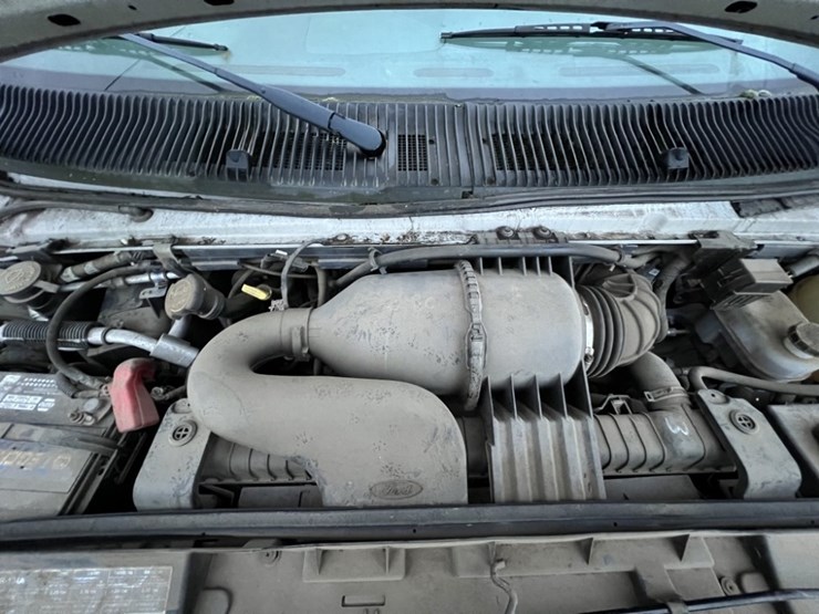 2008-ford-e350-image-14
