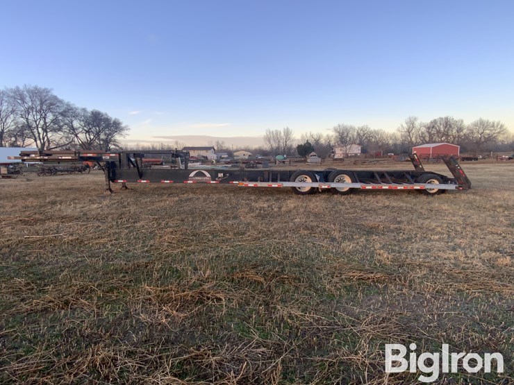 neville-sprayer-trailer-image-8