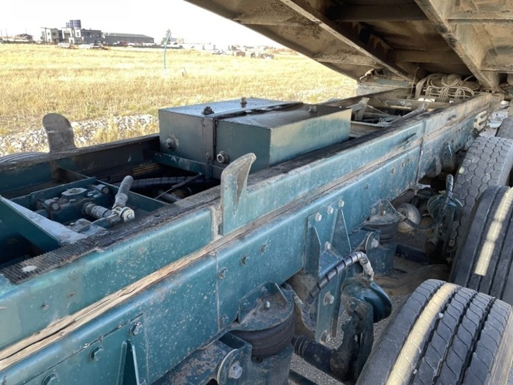 1998-peterbilt-379-image-51