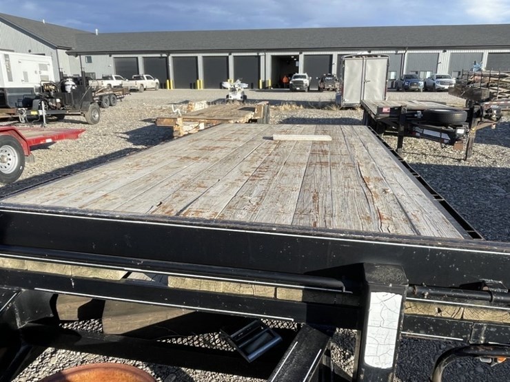 2006-titan-trailer-image-11