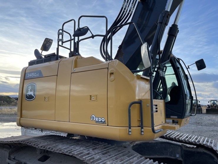 deere-345g-lc-image-29