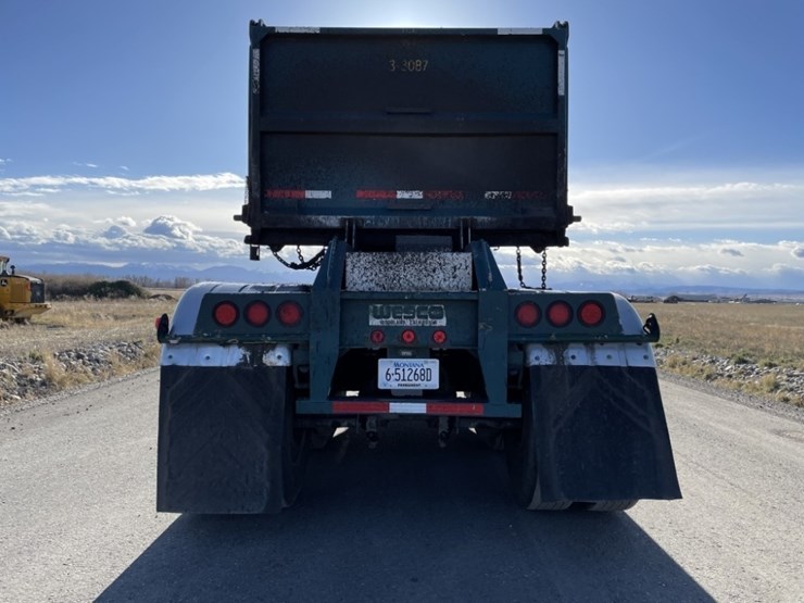 1998-peterbilt-379-image-3