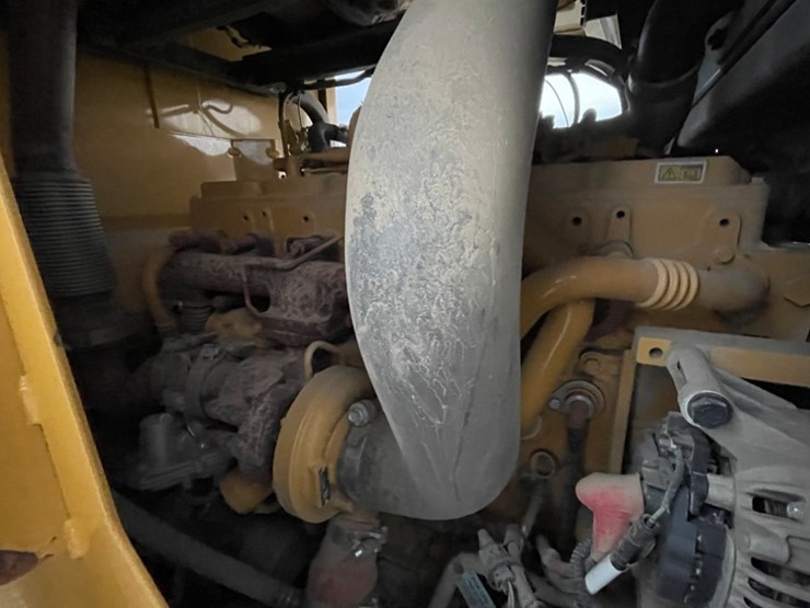 2014-caterpillar-930k-image-22