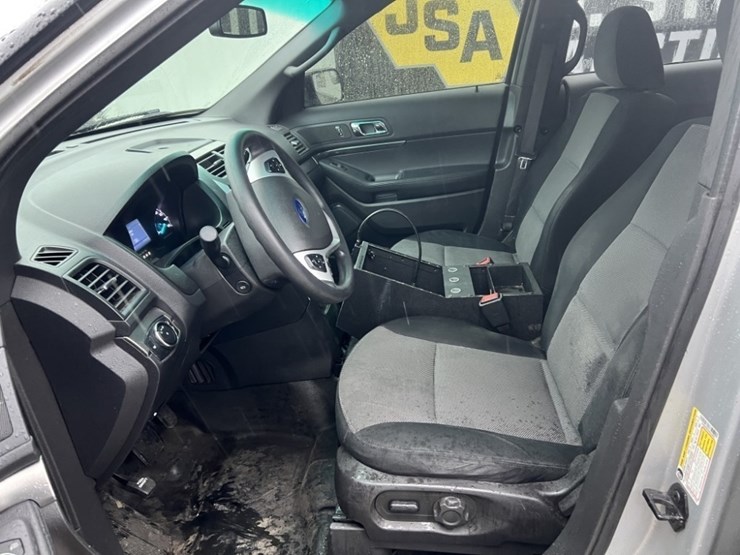 ford-explorer-image-23