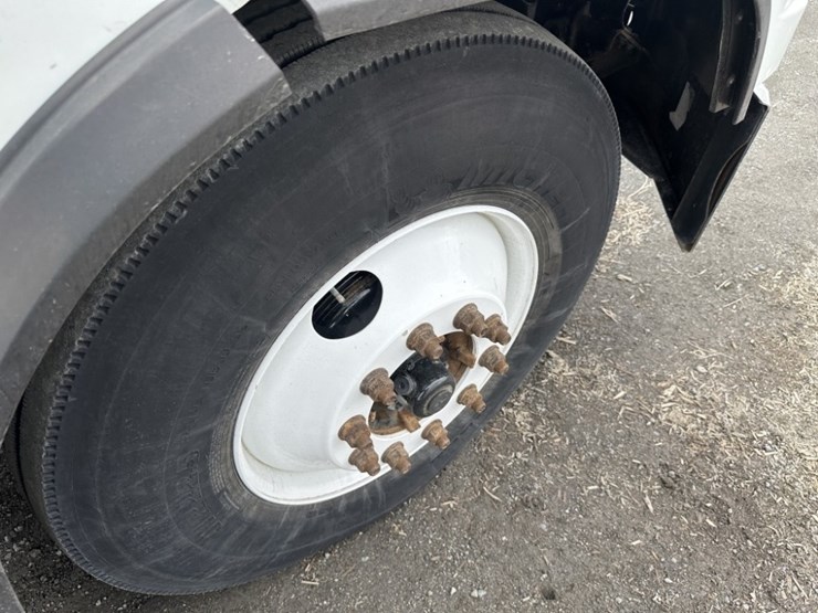 john-deere-1044-image-37