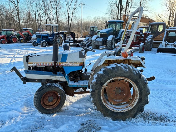 mitsubishi-mt250d-image-2