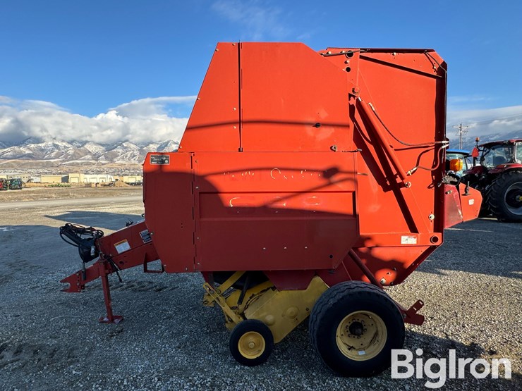 new-holland-688-image-8