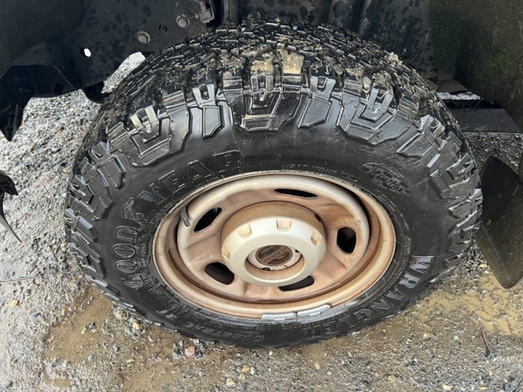 2016-ford-f250-image-15