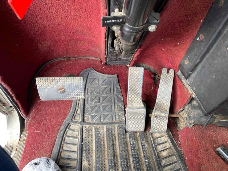 1987-freightliner-day-cab-semi-tractor-image-64