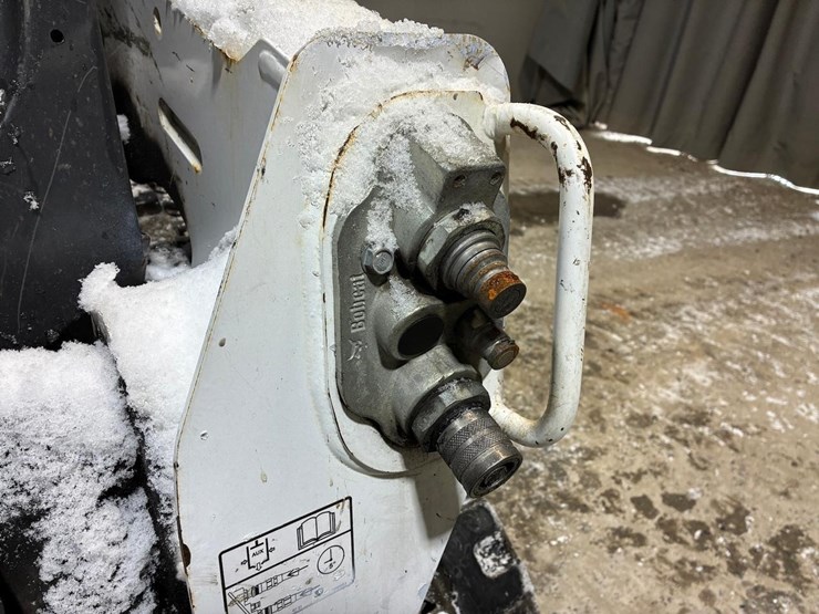 bobcat-t550-image-11